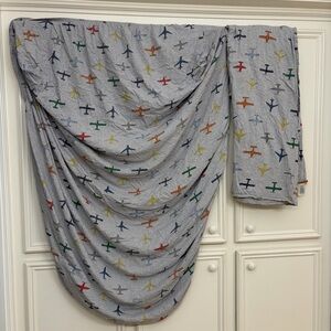 Pottery Barn Kids IN FLIGHT Airplanes Organic Jersey Twin Sheets Flat & Fitted